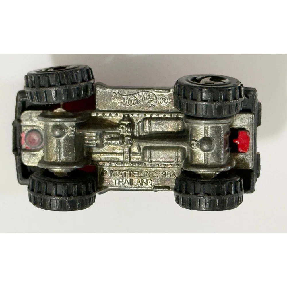 Hot Wheels Mojave Racing Truck Kids 1:64 Red Vintage 1984 Monster Truck 4x4